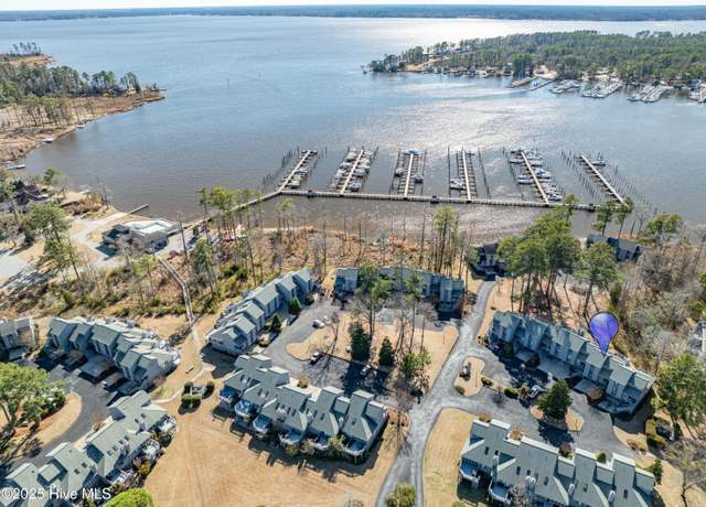 Property at 158 Wheel House Ct, Washington, NC 27889, 3 beds, 2.5 baths