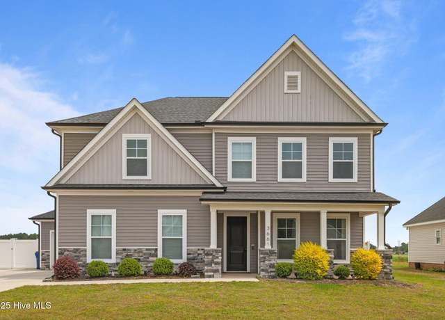 Property at 3661 New Town Ct, Farmville, NC 27828, 4 beds, 3 baths