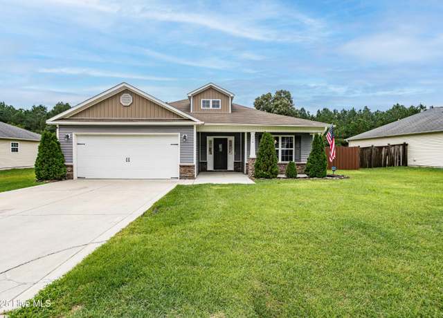 Property at 114 Braeburn Blvd, Richlands, NC 28574, 3 beds, 2 baths
