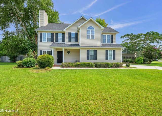 Property at 3001 Lagar Ln, Wilmington, NC 28405, 4 beds, 2.5 baths