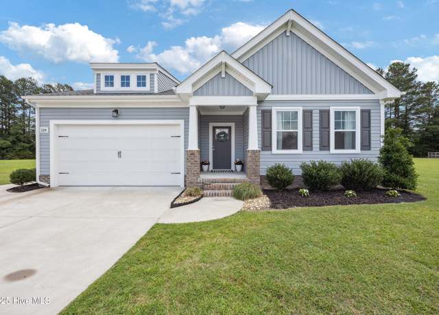 Property at 124 Golf Club Dr, Elizabeth City, NC 27909, 3 beds, 2 baths