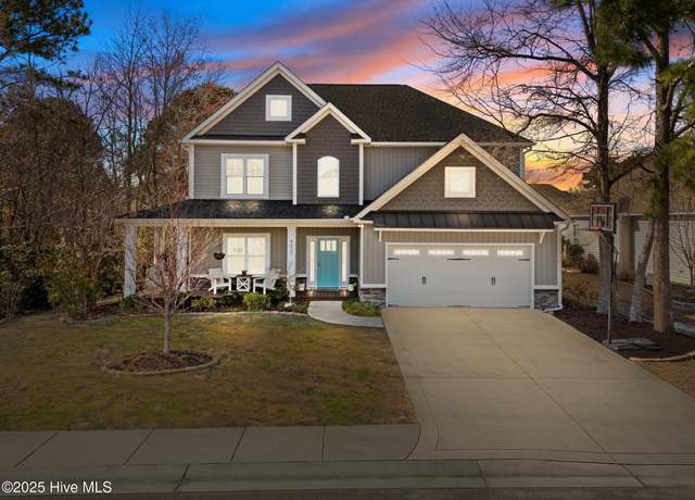 Property at 4617 Laver Dr, Wilmington, NC 28409, 4 beds, 3.5 baths
