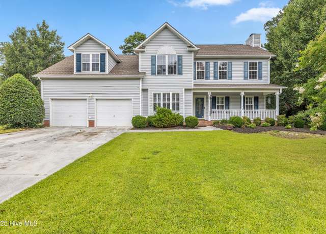 Property at 102 Trailwood Dr, Hubert, NC 28539, 4 beds, 3.5 baths