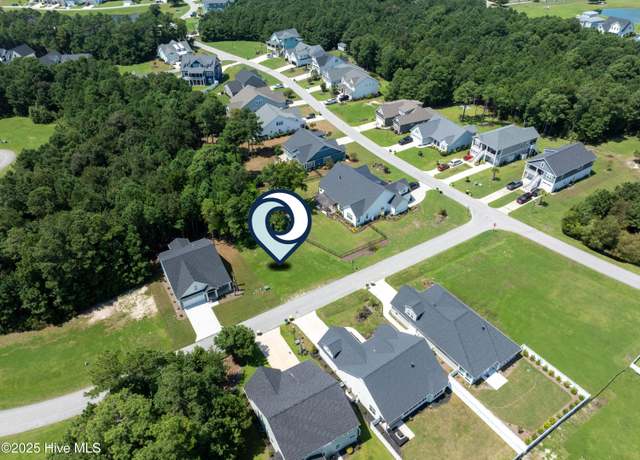 Property at 802 Sweetgrass St, Holly Ridge, NC 28445