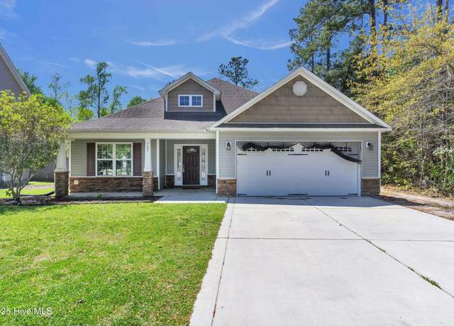 Property at 765 Radiant Dr, Jacksonville, NC 28546, 3 beds, 2 baths