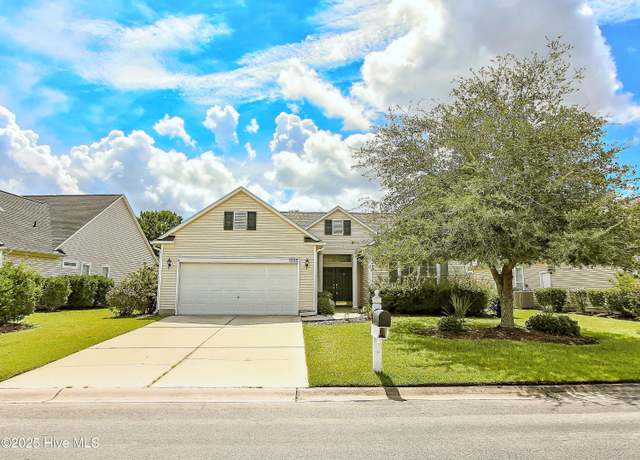 Property at 1005 Meadowlands Trl, Calabash, NC 28467, 3 beds, 2 baths