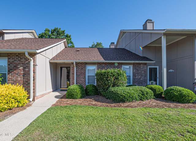 Property at 1922 Quail Ridge Rd Unit D, Greenville, NC 27858, 3 beds, 2 baths