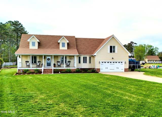 Property at 108 Widgeon Dr, Currituck, NC 27929, 3 beds, 2.5 baths