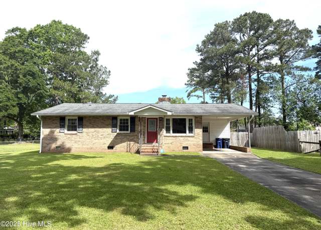 Property at 109 King Richard Ct, Jacksonville, NC 28546, 3 beds, 2 baths