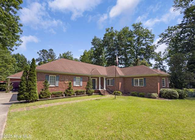 Property at 143 Rock Creek Dr, New Bern, NC 28562, 3 beds, 2 baths