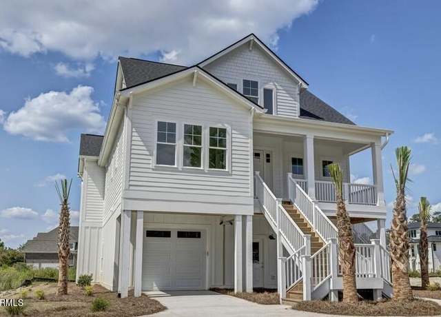 Property at 917 Bayshore Dr, Wilmington, NC 28411, 3 beds, 3.5 baths