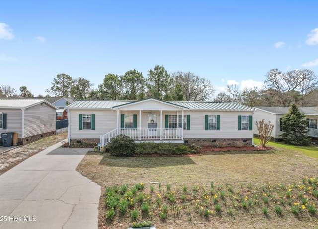 Property at 2188 Trout Ave SW, Supply, NC 28462, 3 beds, 2 baths