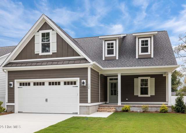 Property at 120 Pine View Blvd, Beaufort, NC 28516, 4 beds, 2.5 baths
