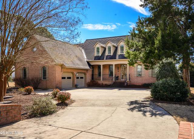 Property at 124 Horniblow Point Rd, Edenton, NC 27932, 4 beds, 3.5 baths