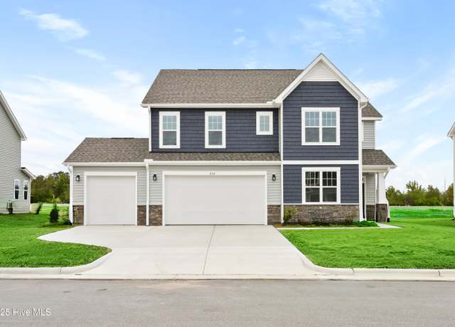 Property at 248 Clear View School Rd, Jacksonville, NC 28540, 3 beds, 2.5 baths