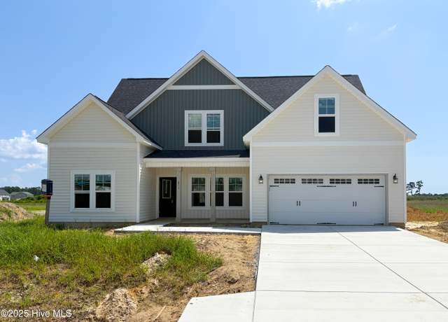 Property at 811 Tupelo Tree Dr, Hubert, NC 28539, 4 beds, 3 baths