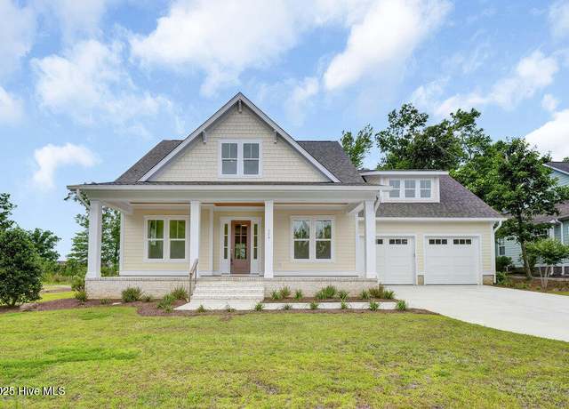 Property at 324 Grayhawk Cir, Wilmington, NC 28411, 3 beds, 3.5 baths