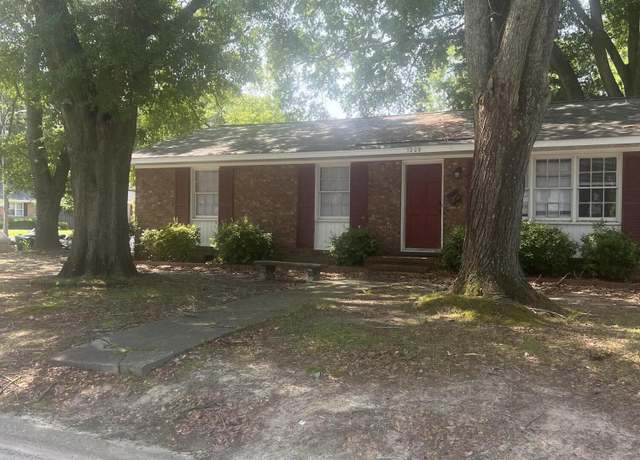 Property at 1308 E 1st St, Greenville, NC 27858, 3 beds, 2 baths
