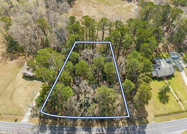 Property at 155 Flowers Pridgen Dr, Whiteville, NC 28472