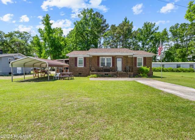Property at 323 Alexander Rouse Rd, Kinston, NC 28504, 2 beds, 1.5 baths