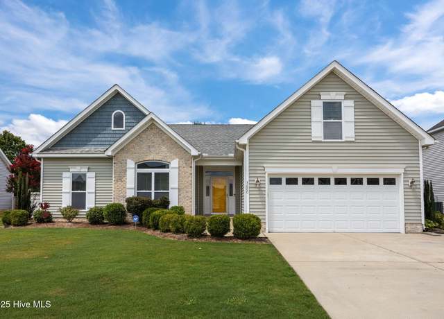 Property at 3600 Flora Dr, Winterville, NC 28590, 4 beds, 2 baths