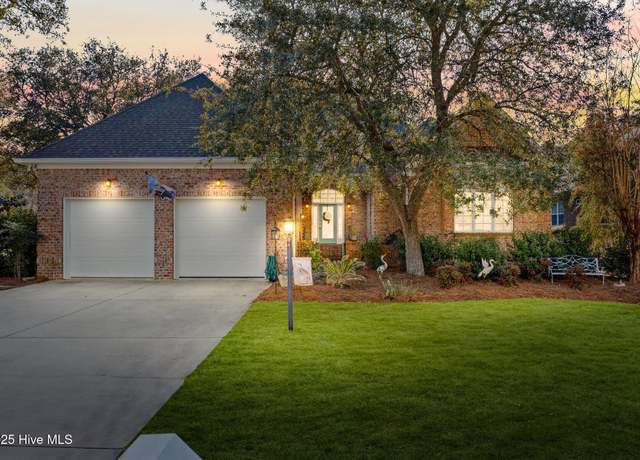Property at 2997 Golf Lake Dr SW, Supply, NC 28462, 3 beds, 2.5 baths
