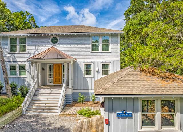 Property at 212 Stede Bonnet Wynd, Bald Head Island, NC 28461, 5 beds, 5.5 baths