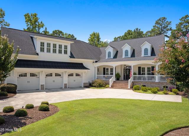 Property at 6784 Waterstone Xing SW, Ocean Isle Beach, NC 28469, 4 beds, 3.5 baths