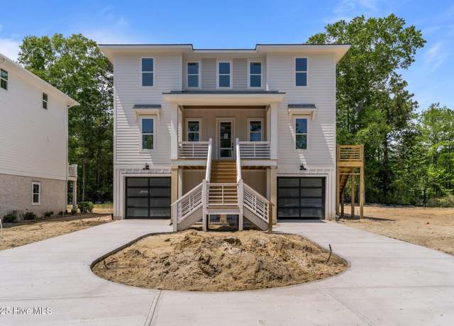 Property at 633 Vale Dr, Wilmington, NC 28411, 4 beds, 3.5 baths