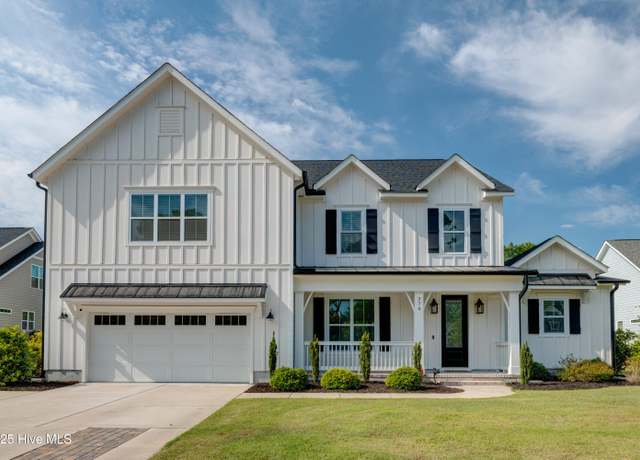 Property at 374 Yucca Ln, Wilmington, NC 28412, 5 beds, 4.5 baths