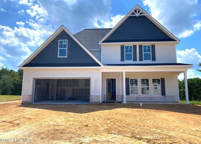 Property at 3898 Blackhills Rd, Fayetteville, NC 28311, 5 beds, 3.5 baths