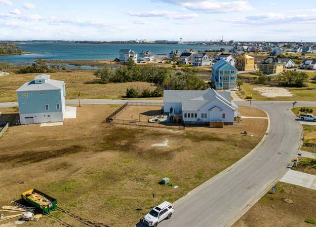 Property at 1304 Fathom Way, Morehead City, NC 28557