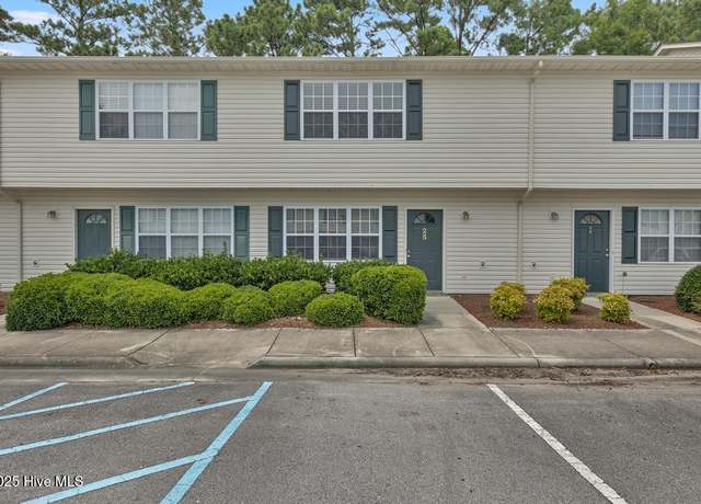 Property at 25 Pirates Cove Dr, Swansboro, NC 28584, 2 beds, 2.5 baths
