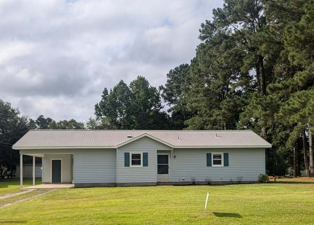 Property at 1031 Harrell's Loop Rd, Jacksonville, NC 28540, 3 beds, 1 bath