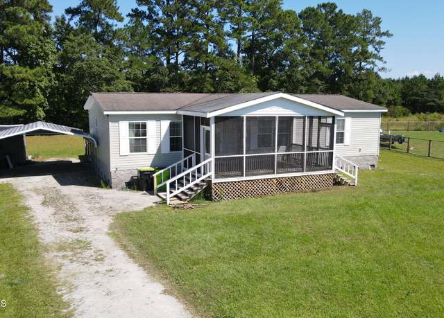 Property at 108 Dana Ct, Havelock, NC 28532, 3 beds, 2 baths