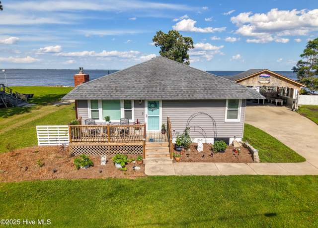 Property at 400 Driftwood Dr, Elizabeth City, NC 27909, 2 beds, 1.5 baths