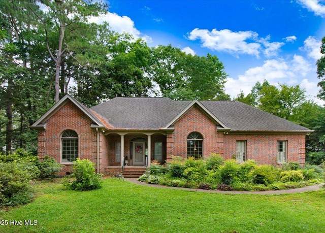 Property at 104 Tall Pines Pl, Goldsboro, NC 27534, 3 beds, 2.5 baths