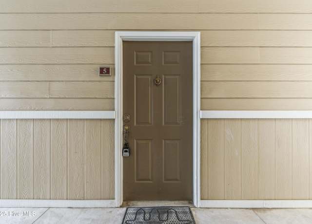 Property at 250 South Crow Creek Dr NW #5, Calabash, NC 28467, 3 beds, 2 baths