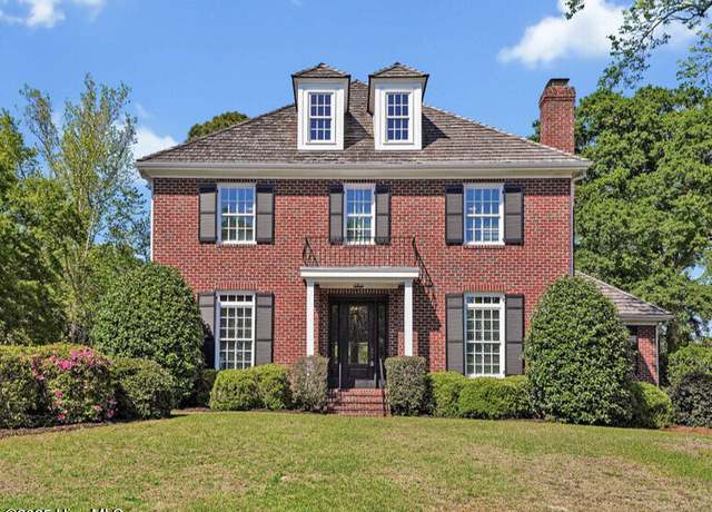 Property at 2205 Ocean Point Dr, Wilmington, NC 28405, 4 beds, 3.5 baths