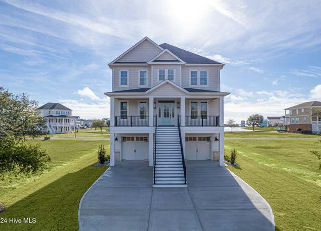 Property at 209 Colleton Sq, Newport, NC 28570, 4 beds, 4 baths