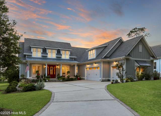 Property at 3623 White Cliffs Dr, Castle Hayne, NC 28429, 3 beds, 3.5 baths