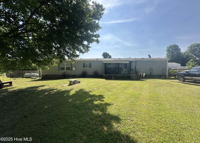 Property at 5339 Kristi Ln, Kinston, NC 28501, 2 beds, 2 baths