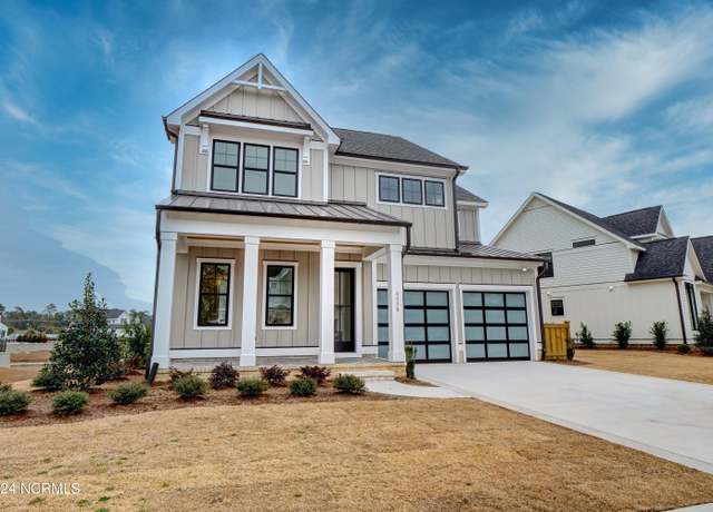 Property at 8238 Winding Creek Cir, Wilmington, NC 28411, 5 beds, 3.5 baths