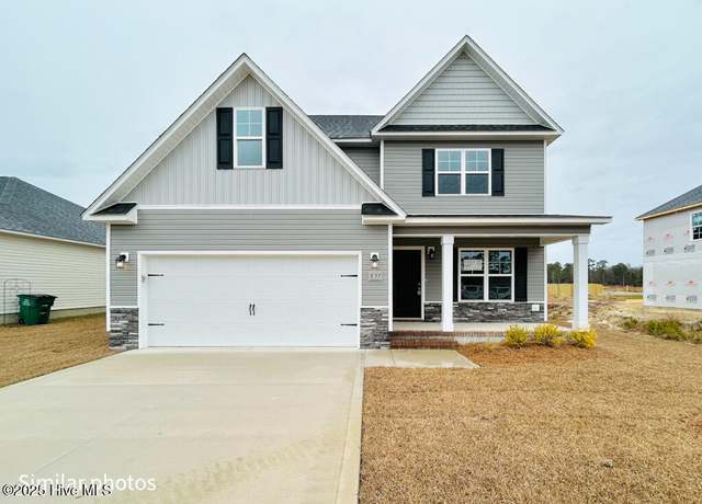 Property at 837 Cooke Dr, Hubert, NC 28539, 4 beds, 2.5 baths