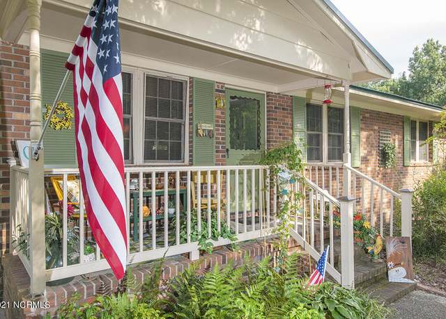 Property at 344 Russells Creek Rd, Beaufort, NC 28516, 3 beds, 1 bath