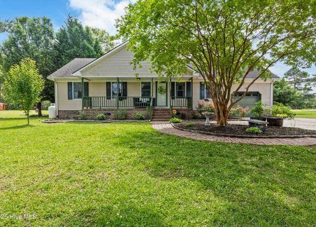Property at 1203 Stacie Dr, Elizabeth City, NC 27909, 3 beds, 2 baths