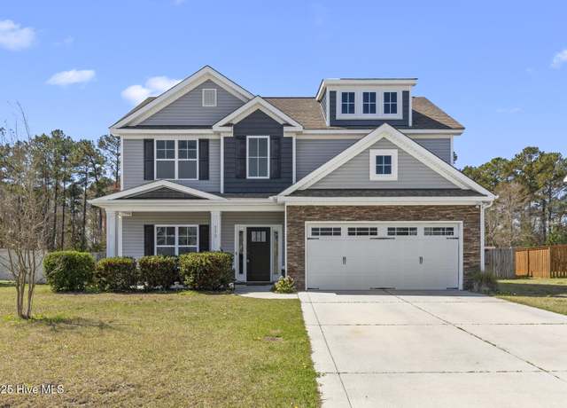 Property at 133 Peytons Ridge Dr, Hubert, NC 28539, 4 beds, 2.5 baths