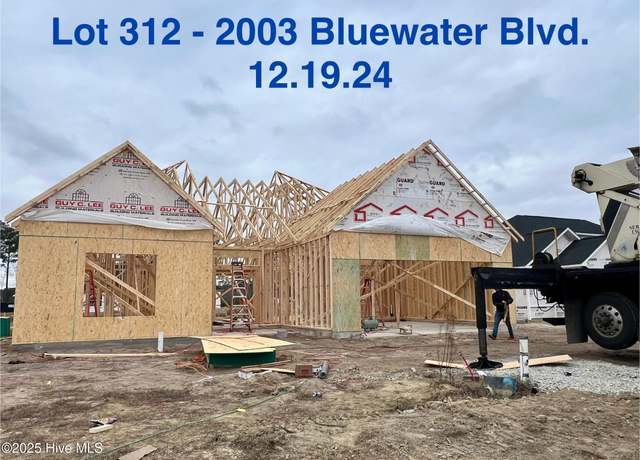 Property at 2003 Bluewater Blvd, New Bern, NC 28562, 3 beds, 2 baths