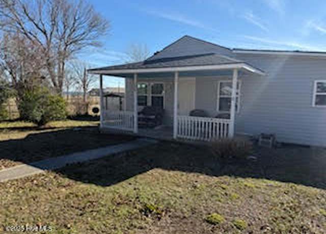 Property at 126 Bobs Ln, Newport, NC 28570, 3 beds, 3 baths