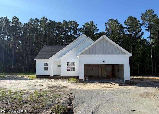 Property at 258 Browns Ferry Rd, Jacksonville, NC 28546, 4 beds, 3 baths